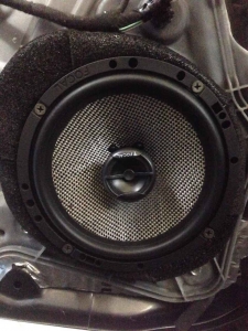 акустика в мазда 3 2012