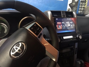 головное устройство в Toyota LC Prado 150