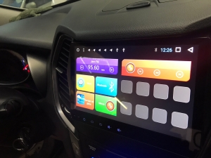 Hyundai SantaFe штатная магнитола купить