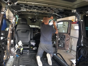 обезшумка крыши мерседес виано