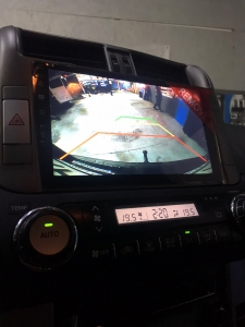 штатная магнитола в Toyota LC Prado 150