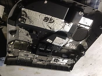 шумоизоляция дверных карт