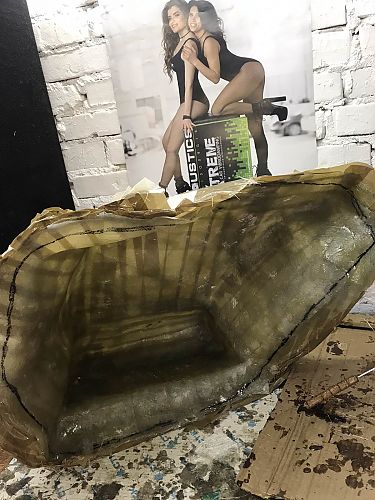 сабвуфер в крыло